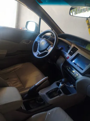 Honda Civic Sedan LXS 1.8/1.8 Flex 16V Aut. 4P 2012