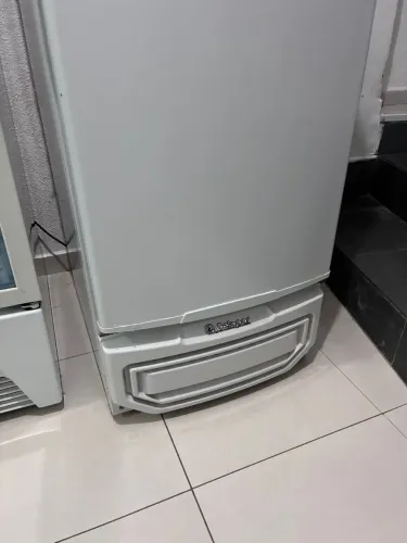 Freezer vertical gelopar frostfree