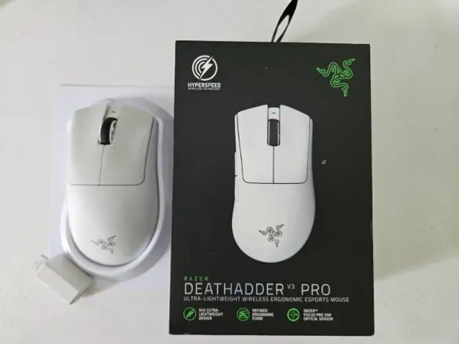 Mouse Razer Deathadder v3 Pro sem fio + Dongle Razer Hyperpolling