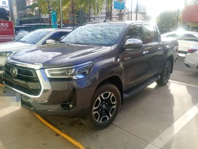Toyota Hilux CD SRX 4X4 2.8 TDI 16V Diesel Aut. 2023