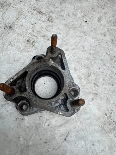 flange suporte bomba injetora fiat ducato jtd2,8 original