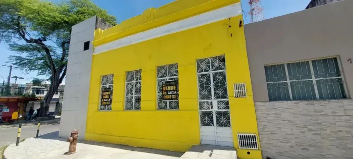 Imóvel para venda tem 120 metros quadrados com 3 quartos em Farol - Maceió - AL