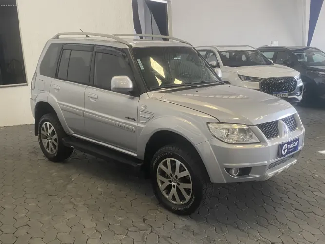 Mitsubishi Pajero TR4 2.0/ 2.0 Flex 16V 4X4 Aut. 2014