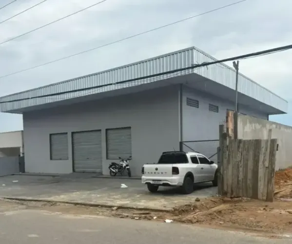 Galpão para aluguel com 300m2  em Tarumã - Manaus - AM