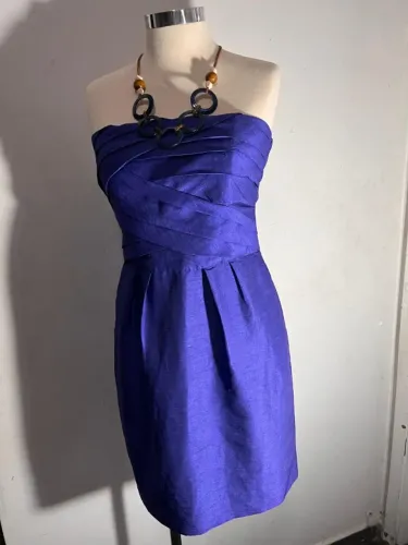 Vestido de festa azul royal tomara que caia