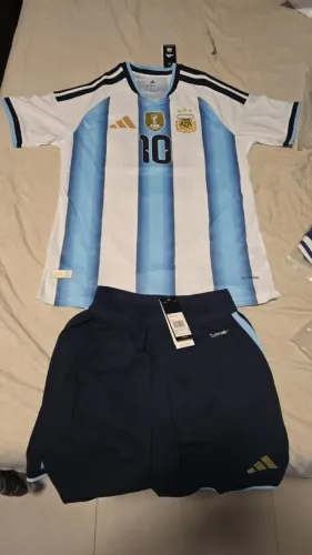 Kit Argentina 3 Estrelas - Camisa + Short (Modelo Jogador) ?