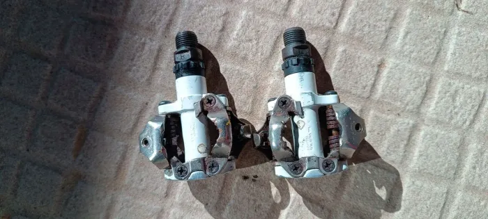 Pedal Shimano PD-M520