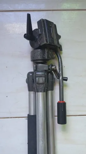 Tripé mapper - Hidraúlico - Câmeras até 10 quilos