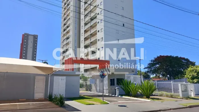 Lindo Apartamento, bem localizado em área tranquila da cidade.