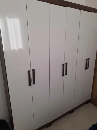 Guarda-roupa de casal ( 6 portas)