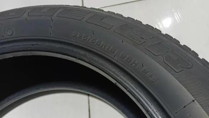 2 PNEUS BRIDGESTONE DUELER H/T 684II 225/55R18 98H M+S
