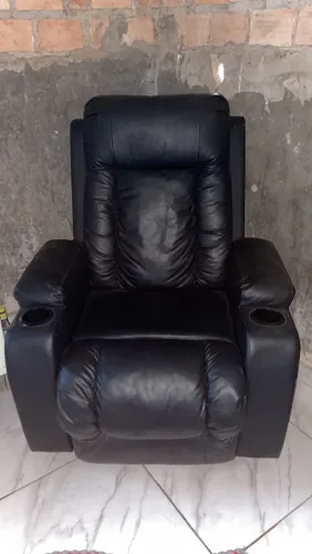 Poltrona de Massagem<br>[27/07, 20:07] Marluce: De massagem