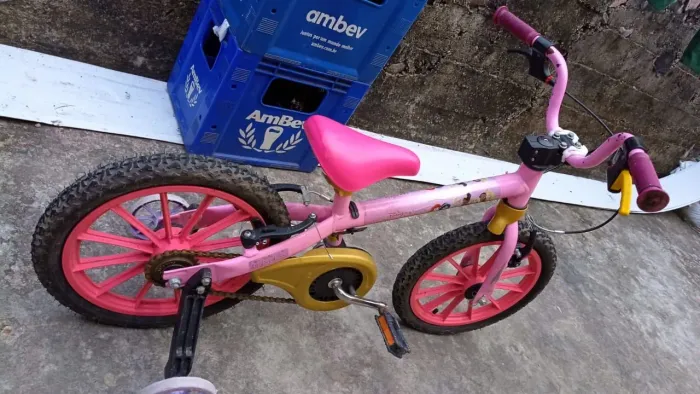 Bicicleta top pra levar logo.
