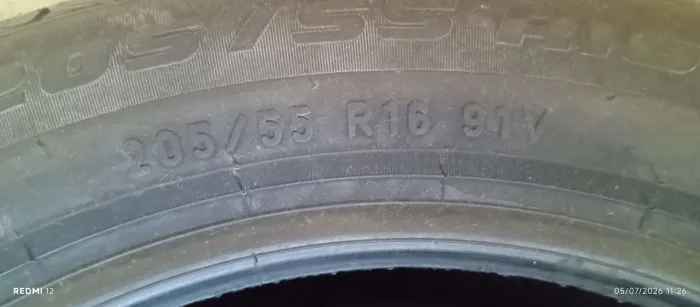 4 pneus Pirelli novos 