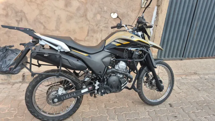 Vendo Lander xtz 250