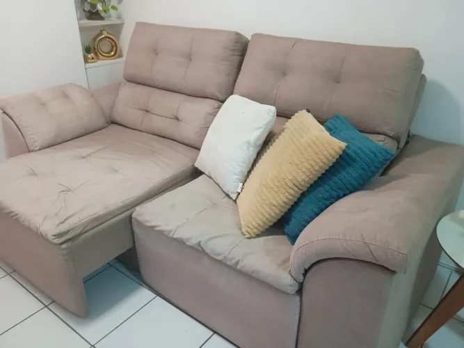 Vendo sofá retrátil 2 metros de largura ótimo estado