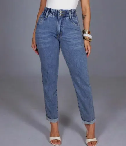 Calça Jeans feminina com elástico no cós com barra bolso Fashion Clochard Cintura Alta