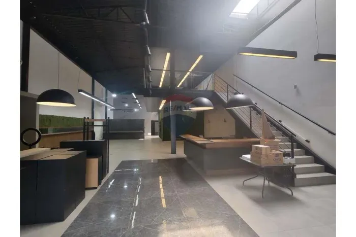 Oportunidade de Ponto Comercial de 390m²