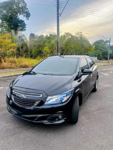 Chevrolet Onix Hatch LTZ 1.4 8V Flex Power Mec. 4P 2014