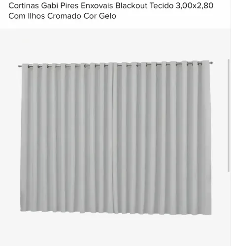 Cortina de 3 m com varão