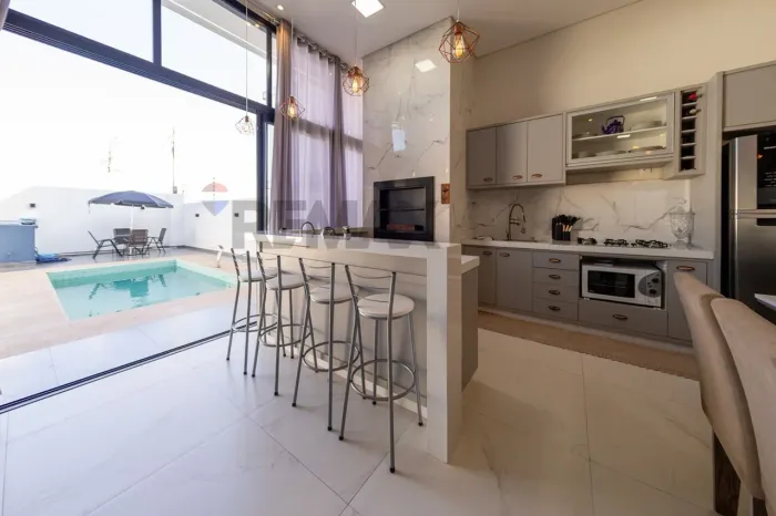 CASA ALTO PADRÃO A VENDA NO BAIRRO FLORAIS DO PARANA