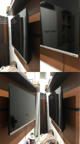 Vendo televisão philco "smartv" 32 polegadas Poucos dias de uso Valor : 750