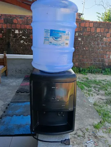 Bebedouro gelagua + garrafão