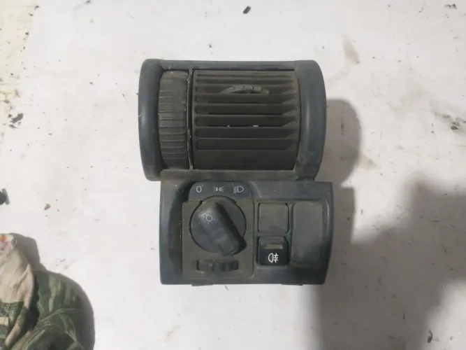 Interruptor do farol GM Corsa 2003
