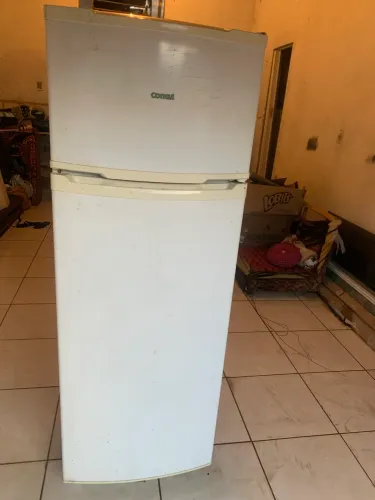 Vendo geladeira 800$