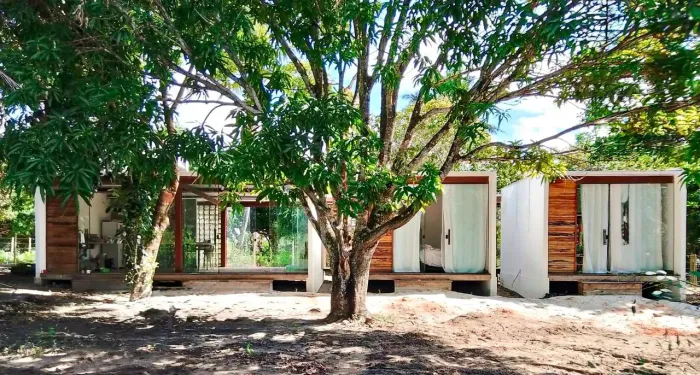 Casa Nova, Moderna, Mobiliada e Integrada à Natureza em Caraíva!