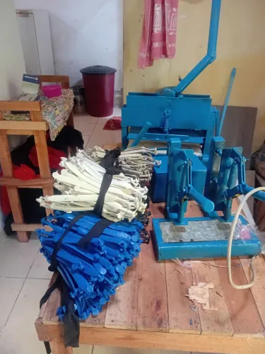 Máquina para chinelo