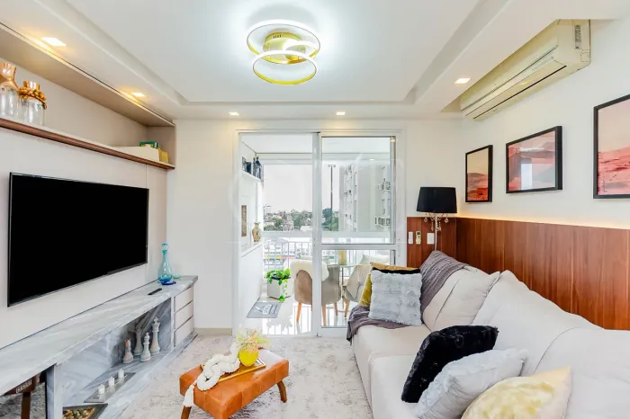 Apartamento mobiliado no Passo da Areia: 3 dormitórios e 2 vagas
