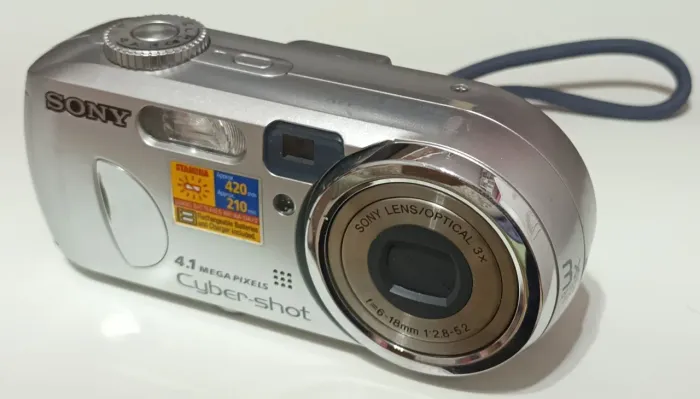 Sony Cybershot DSC P73
