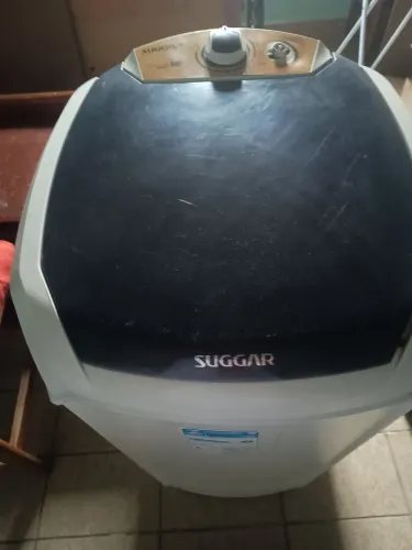 Tanquinho semi novo