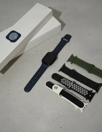 Apple Watch Series 8 GPS e Celular 45 mm Alumínio Meia-noite