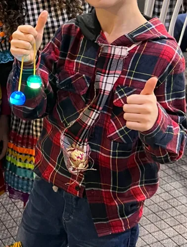 Camisa xadrez com capuz menino caipira