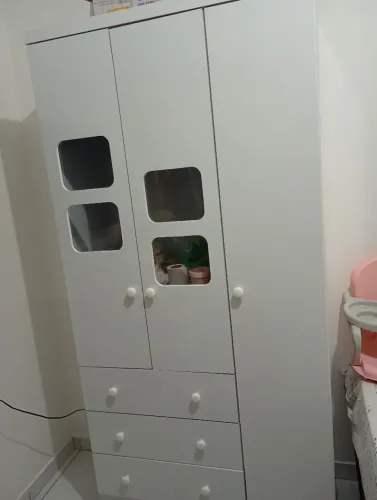 Guarda roupa infantil 