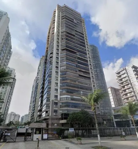 Av. lucio costa 3360, apto. 2704 com dependências na cobertura, bloco l