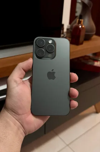 iPhone 15 Pro - Com Garantia