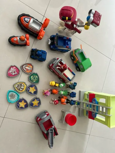 Kit com mais de 20 peças Patrulha Canina