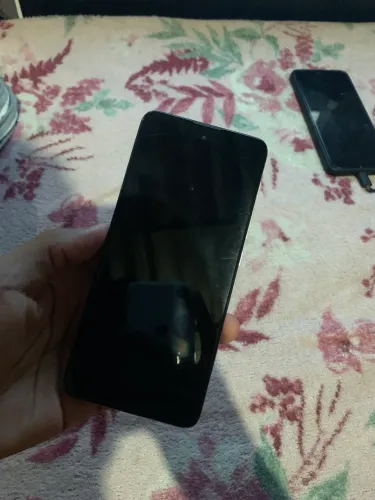 Celular à venda 