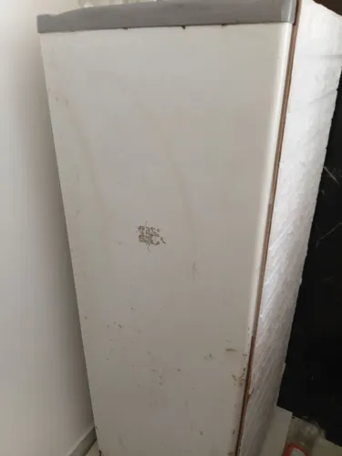 Frezer consul vertical aprenas R$ 400