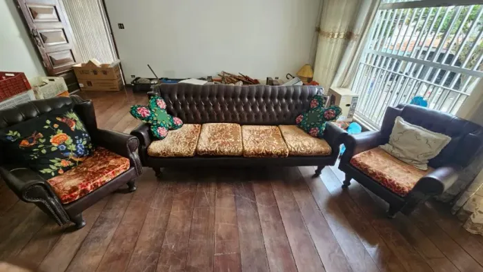Sofa feliz Pouca avaria
