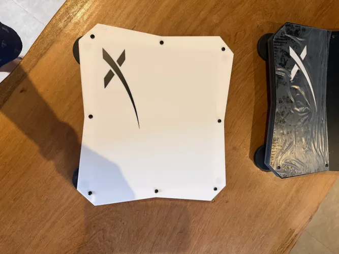 Vendo case de teto Instarlink mini