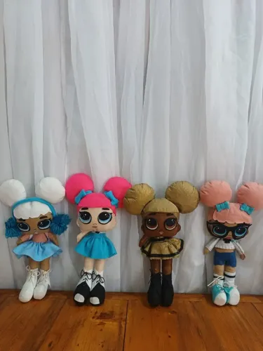 4 Boneca de Feltro LOL - Boneca Decorativa Artesanal