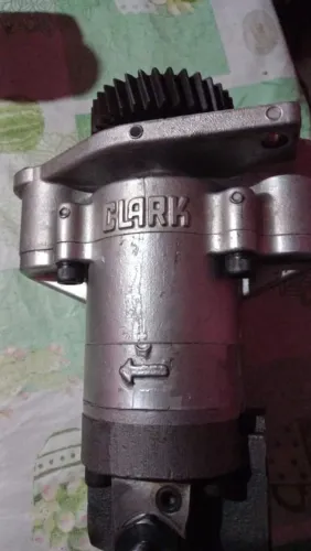 Bomba hidráulica clark