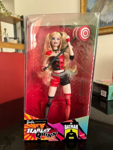 Barbie collector Harley Quinn