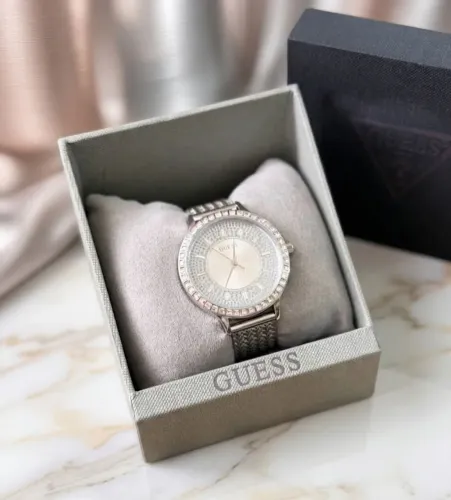 Relógio feminino Guess e Tommy Hilfiger