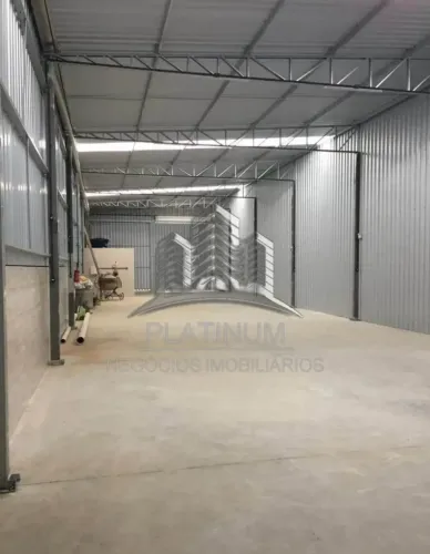 Galpão para Locação 250 m² Excelente Custo-Benefício