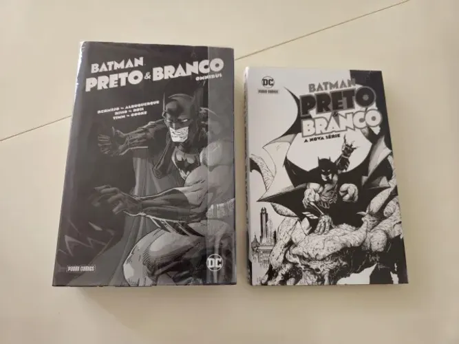 Batman Preto e Branco Omnibus + Batman Preto e Branco Nova Série OHC